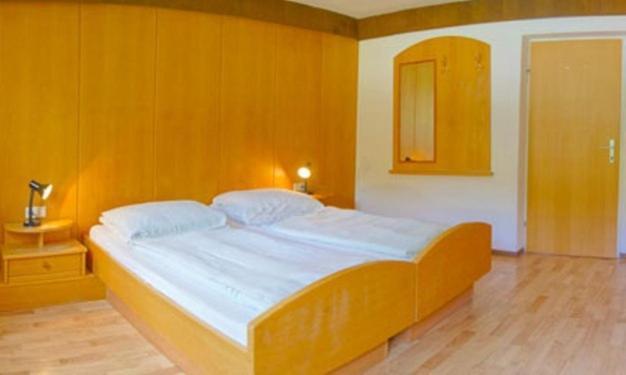 Jugendgastehaus Steiner Hostel Eben Im Pongau Room photo
